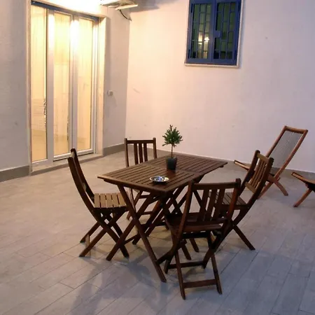 Apartment Chilometrozero Luxury Neapel